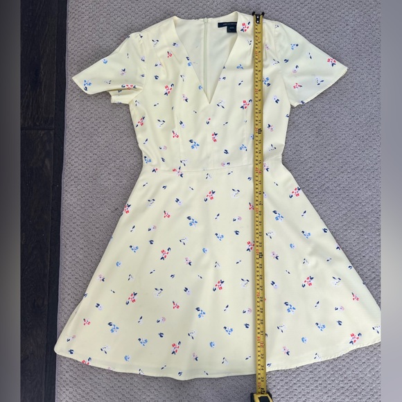 French Connection Yellow Dainty Flower Dress 4 - Picture 8 of 11